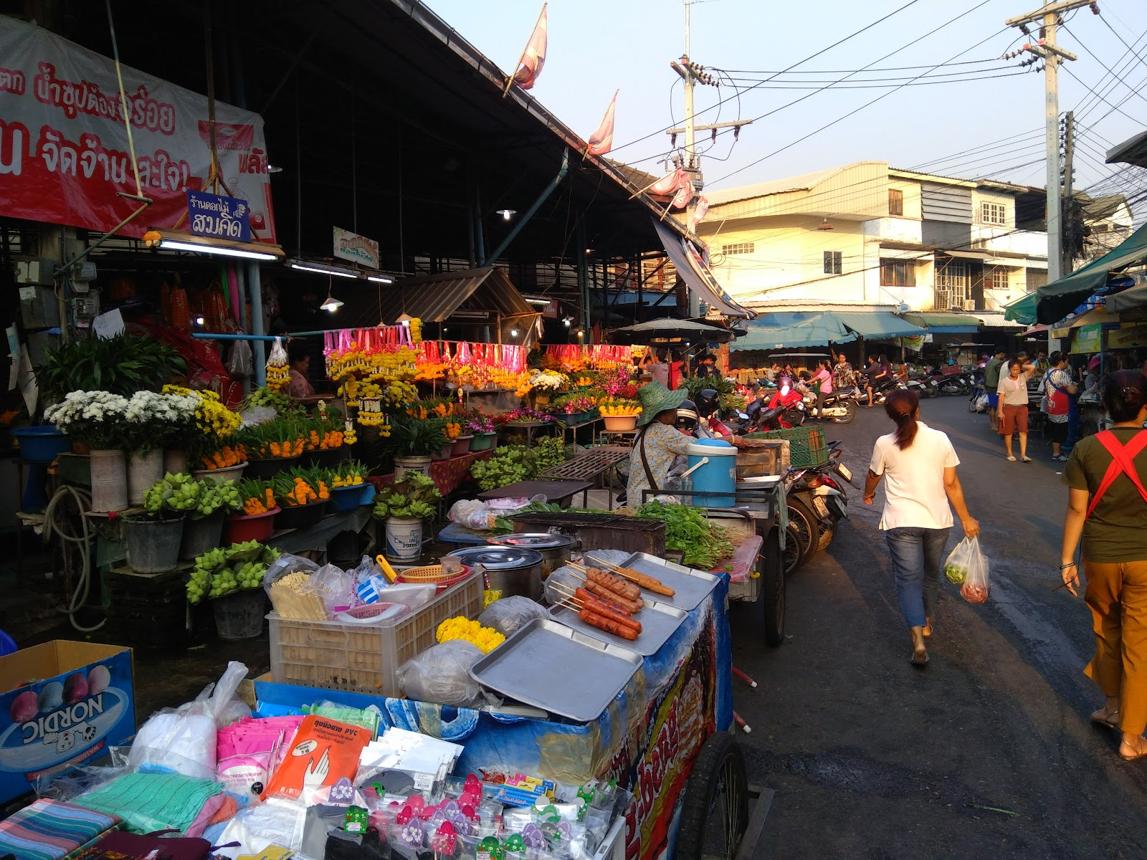 Kanchanaburi morning market with local Thai food